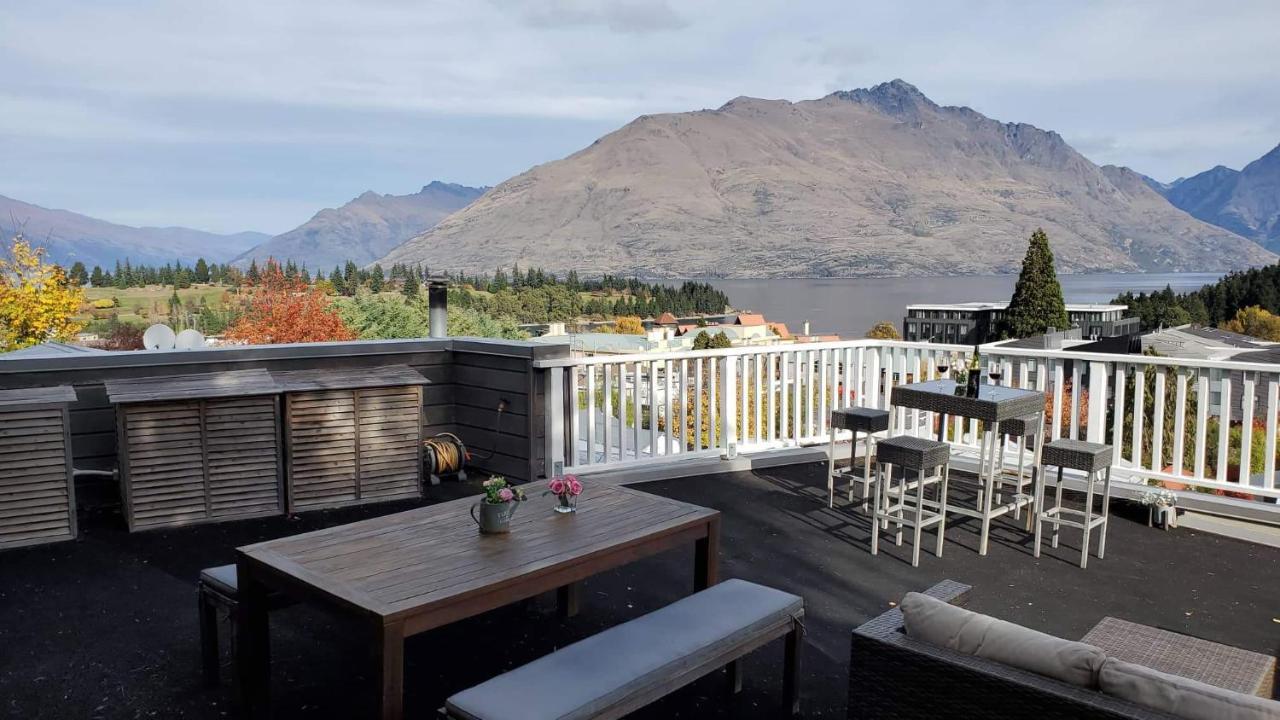 Central Lakeview Apartment With Amazing Rooftop 镇上湖景三室套房 Queenstown Exterior photo